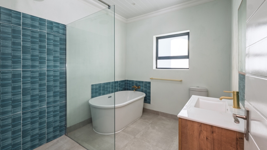 4 Bedroom Property for Sale in Agulhas Western Cape
